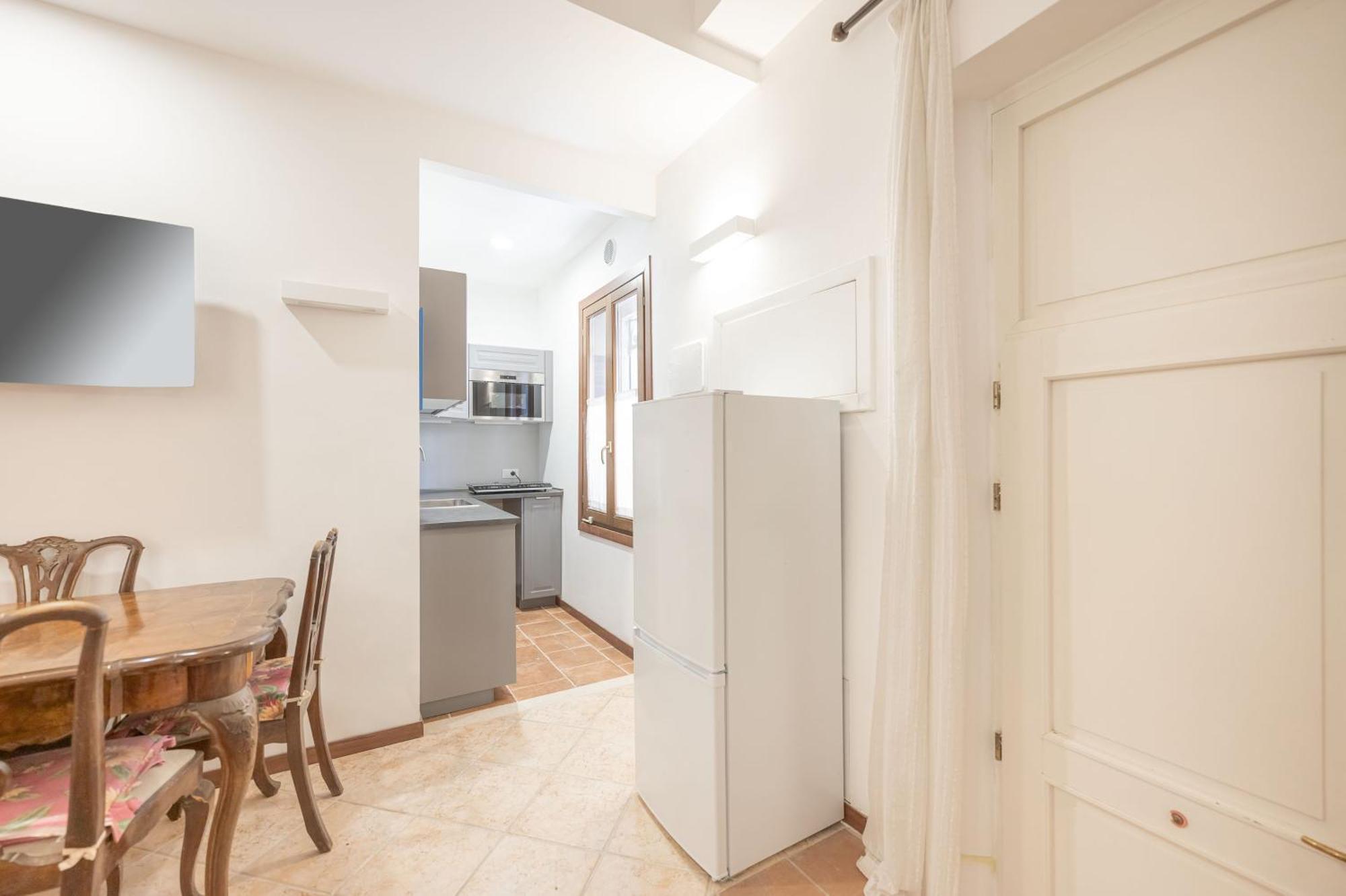 Casa Luna - Vicino Stazione Dei Treni Appartement
